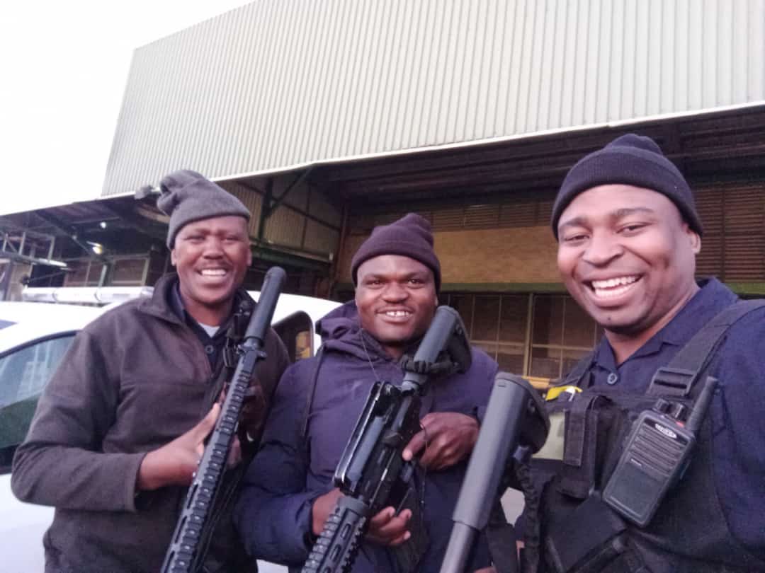 8ef3a68a2e6e477cba1fdb54c25f693e